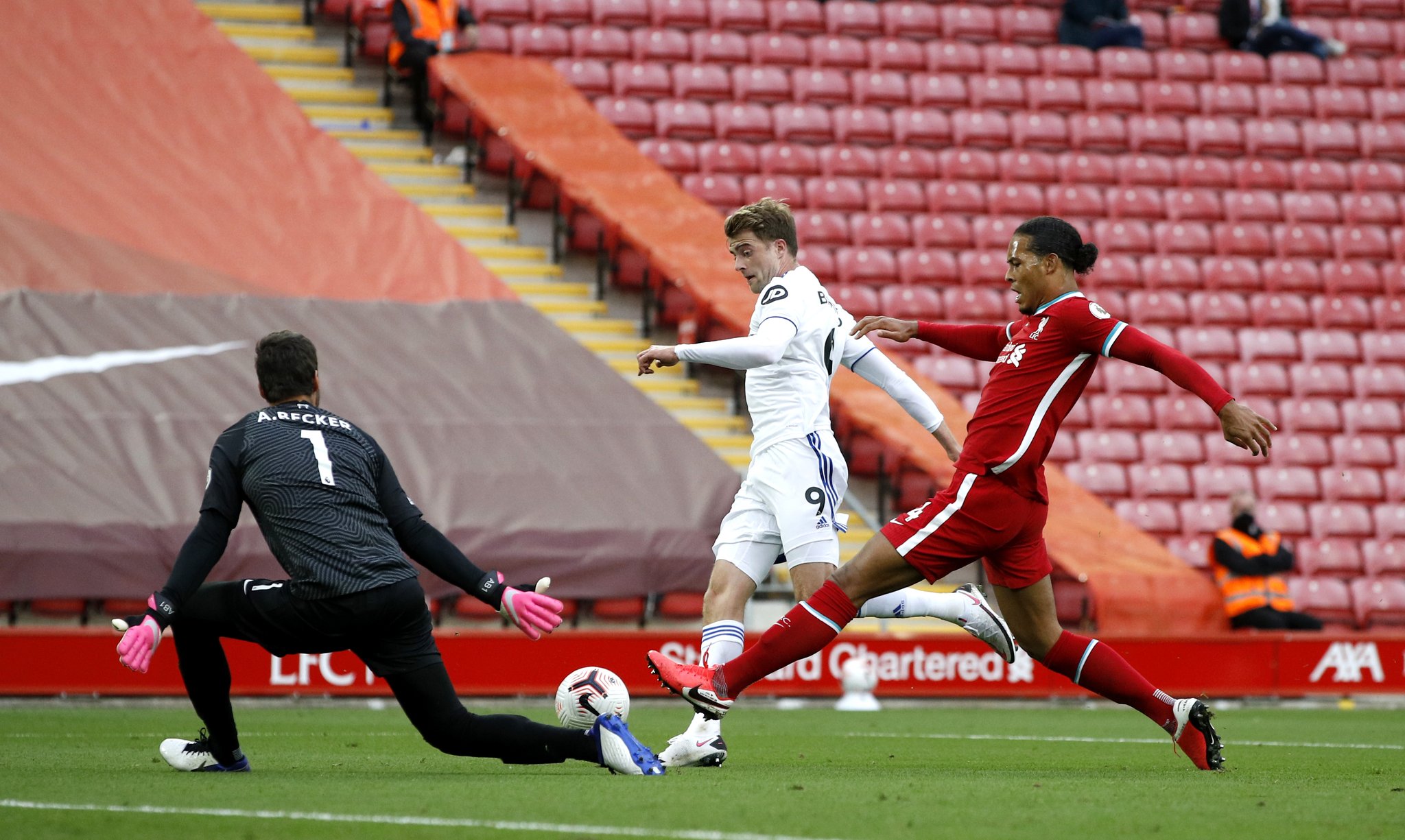 回到球场上 回到球场上